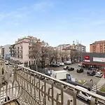 Modern Apartment, Cimiano Metro, Wifi, Ac *