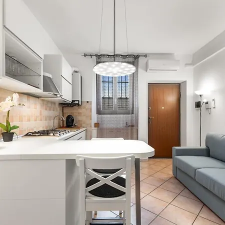 Modern Apartment, Cimiano Metro, Wifi, Ac