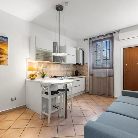 Modern Apartment, Cimiano Metro, Wifi, Ac Milan